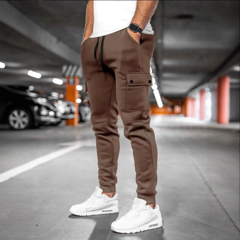 Men's sporty cargo jogger pants with practical side pockets Lisslune