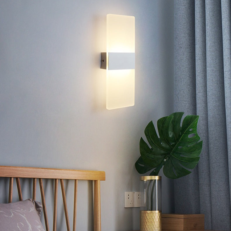 Lisslune | CenturyGlow – Mid-Century Wall Lamp for Timeless Style
