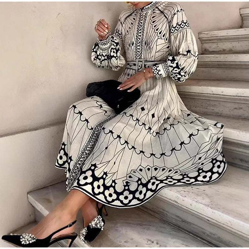 Ladies Elegant Shirt Dress with Graphic Pattern and Swinging Sleeves