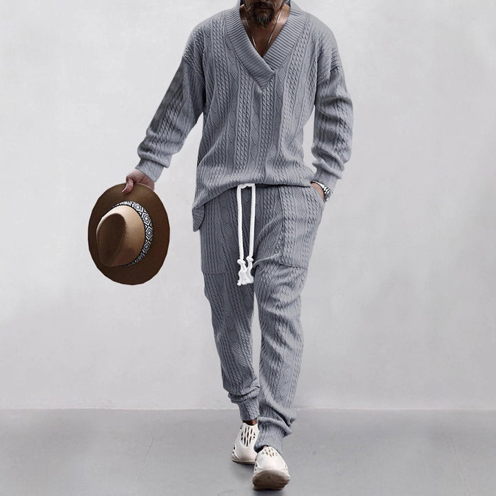 Men's casual knit suit with trendy V-neck Lisslune