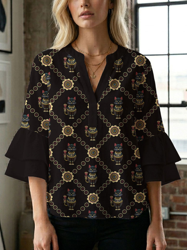 Ladies blouse with beautiful floral design Lisslune