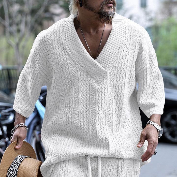 Men's casual knit sweater with V-neck and decorative cable pattern Lisslune