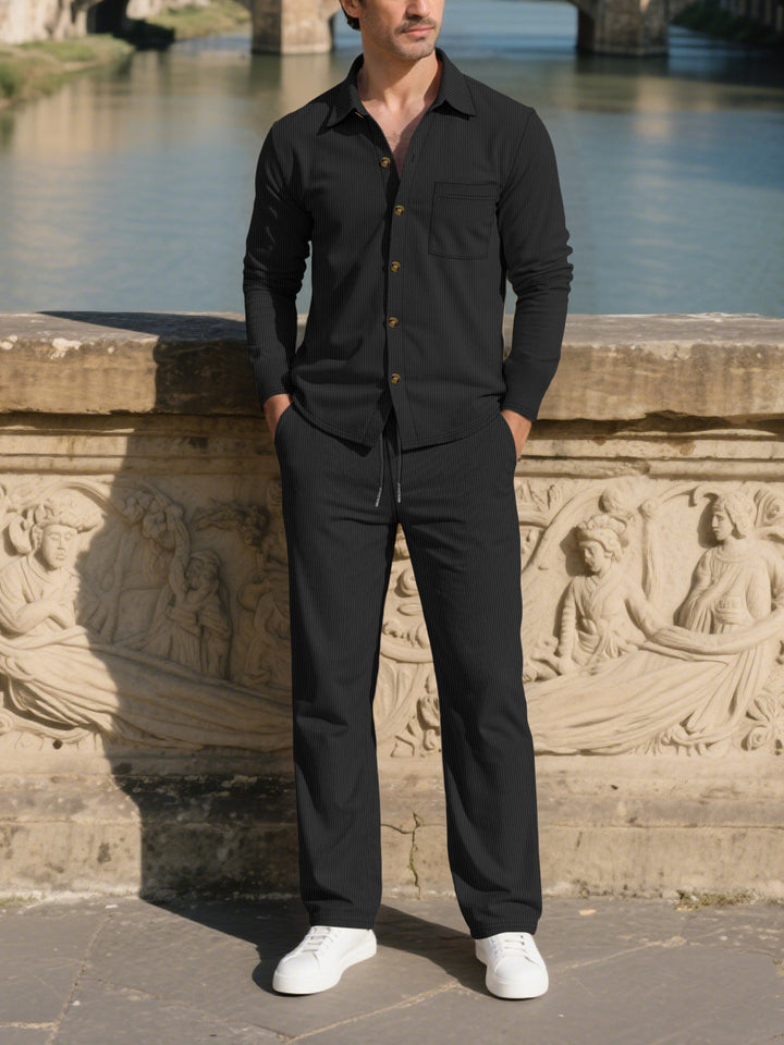 Men's elegant leisure suit with textured design and practical pockets Lisslune