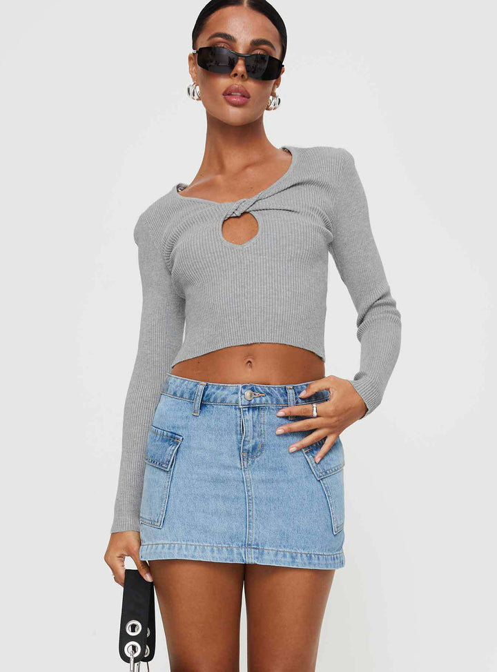 Women's Cropped Long Sleeve Shirt with Button Detail and Floral Knit Pattern Lisslune