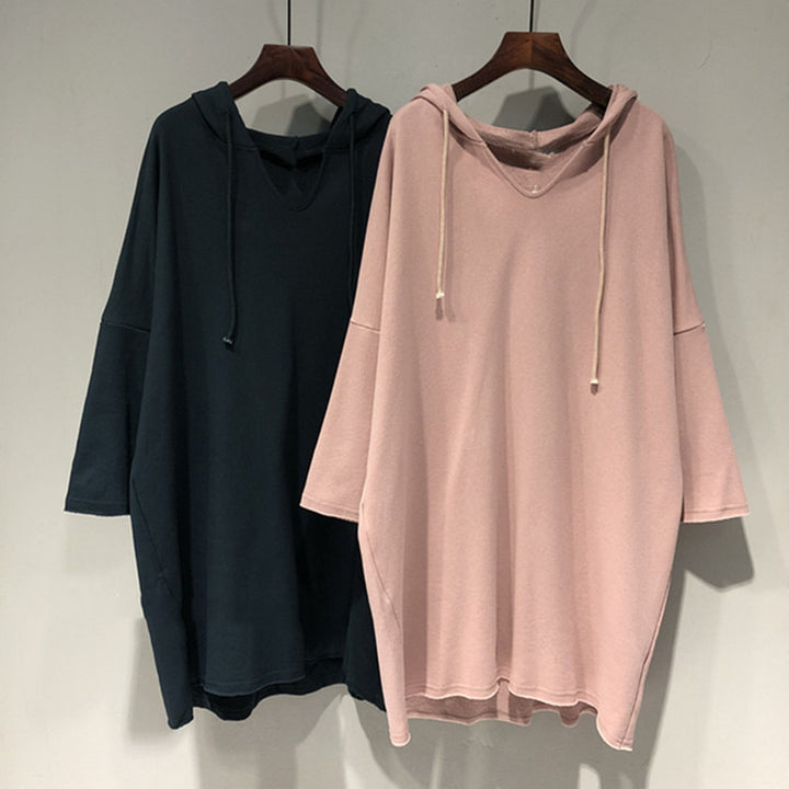 Women's hoodie dress with generous cut and hood Lisslune
