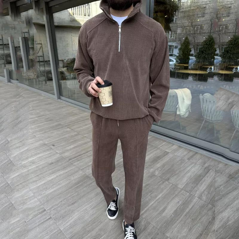 Men's lounge set consisting of a high-quality zipper sweater and comfortable joggers Lisslune
