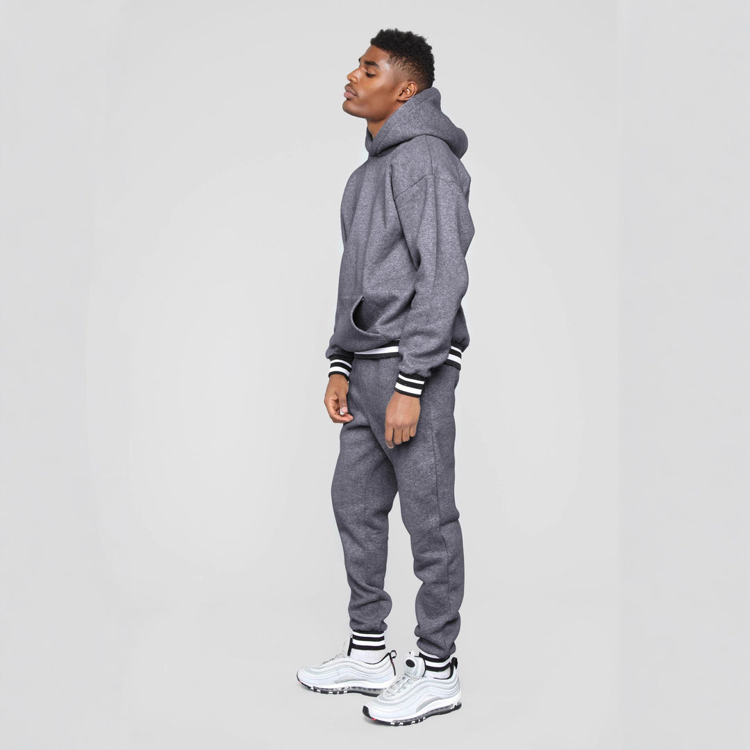 Men's sporty sweatshirt with comfortable joggers in urban style Lisslune