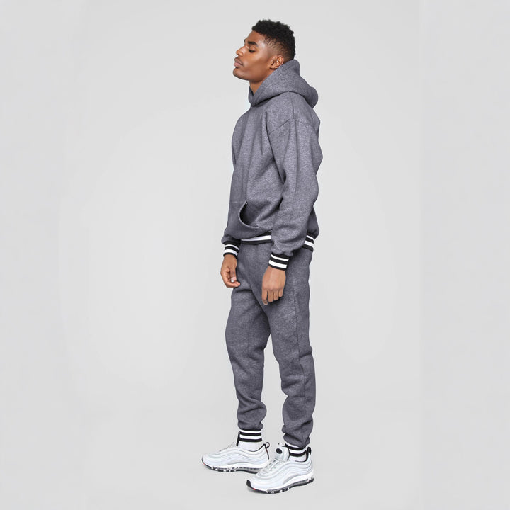 Men's sporty sweatshirt with comfortable joggers in urban style Lisslune