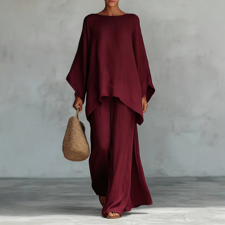 Ladies airy set made of soft fabric with a loose fit Lisslune