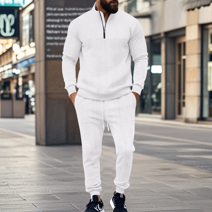 Men's sporty leisure set made of breathable material with textured design Lisslune