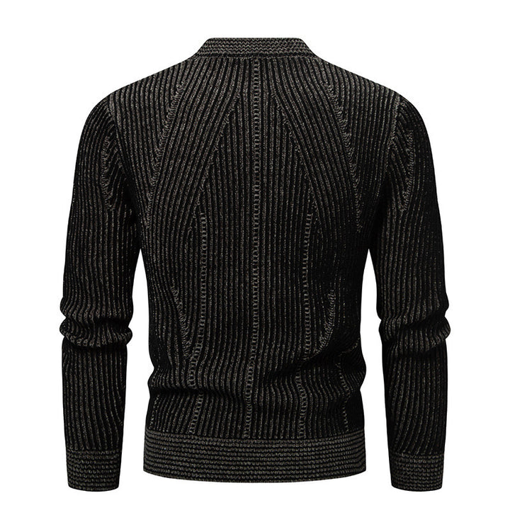 Men's elegant cardigan with V-neck and fine cable pattern Lisslune