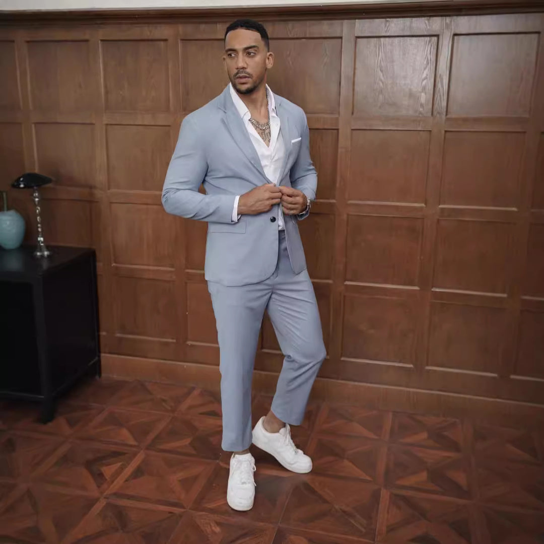 Men's Elegant Suit with Light Cut and Narrow Lapel Lisslune