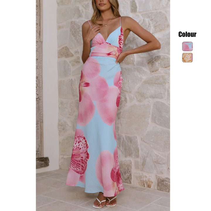 Women's maxi dress with floral design and refined ruffle details