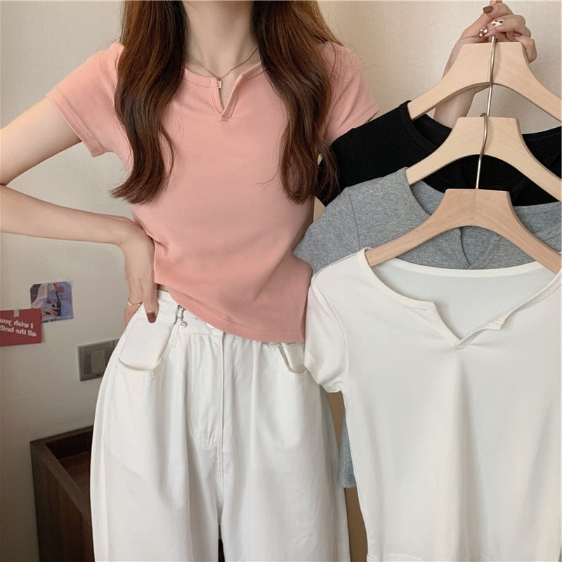 Women's Cropped T-Shirt with a fitted cut and modern accents