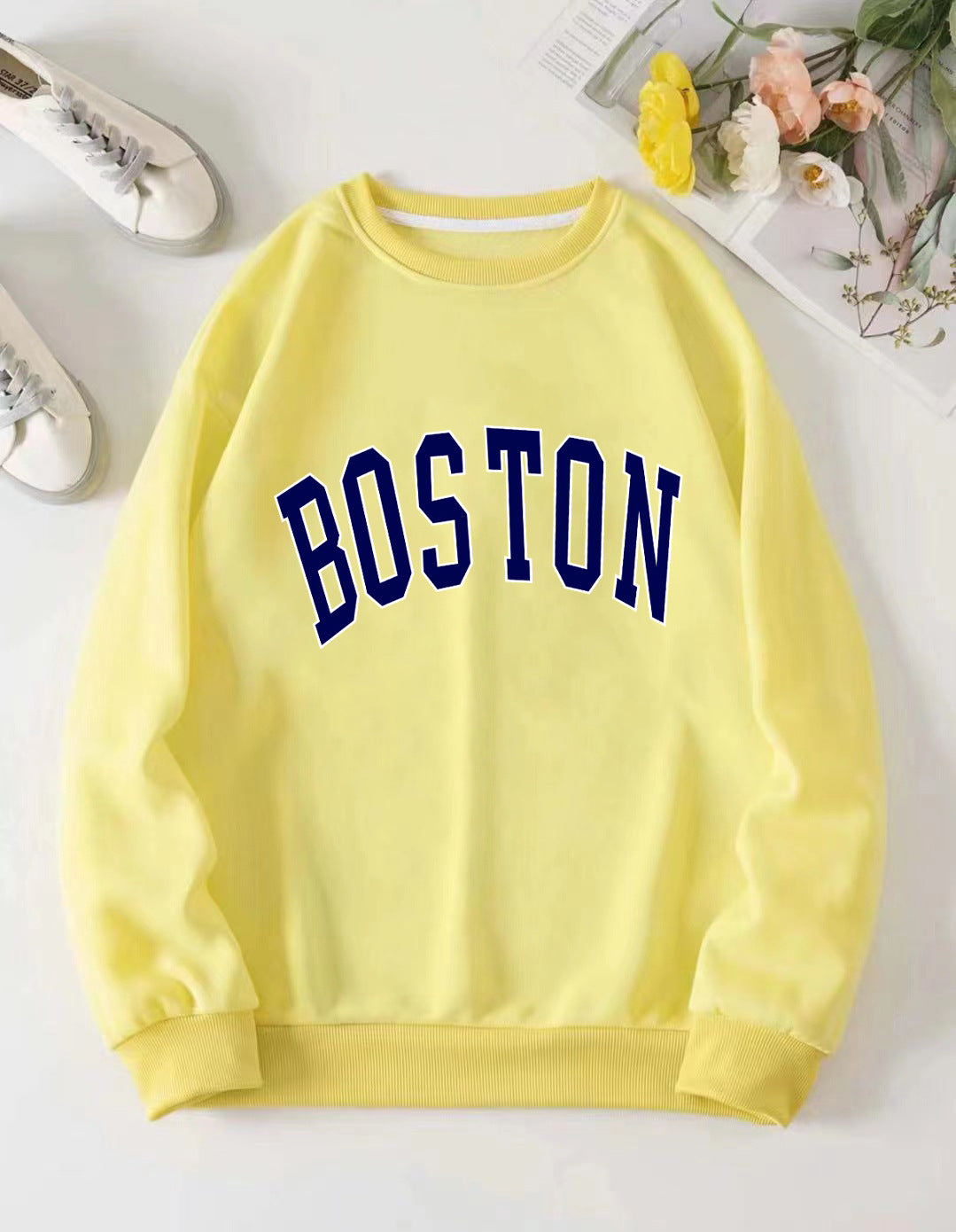 Women casual sweatshirt with Boston print Lisslune