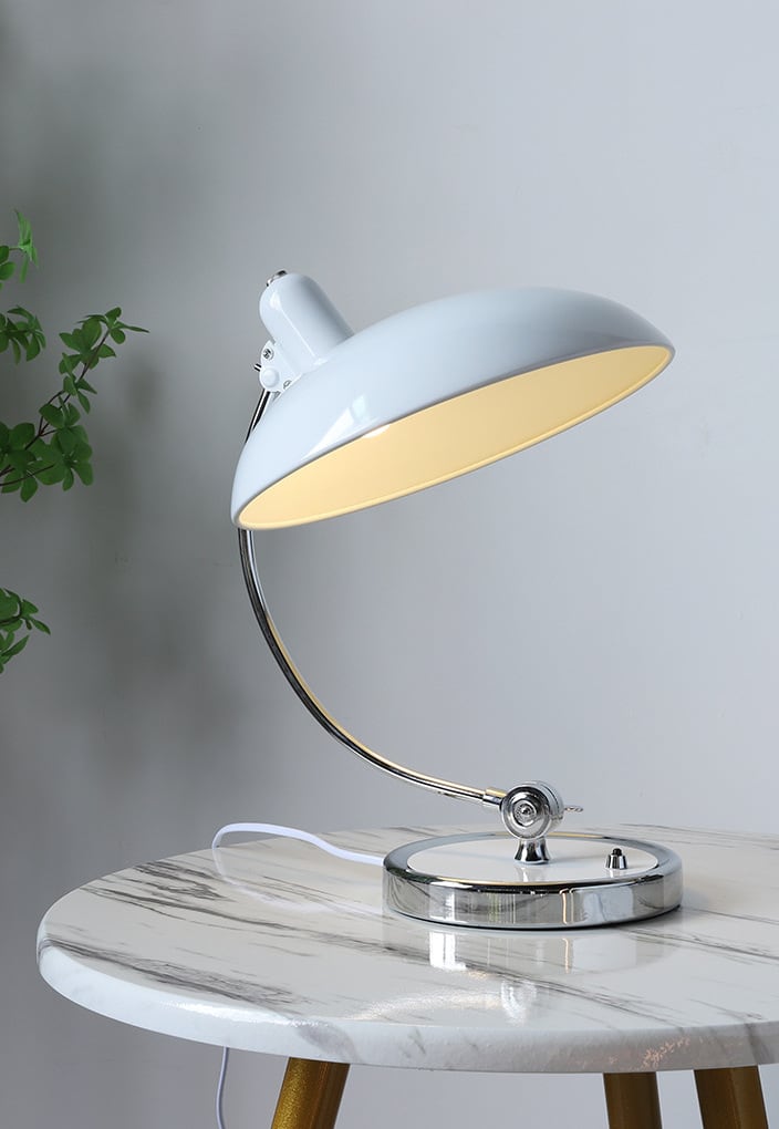 Lisslune | Bauhaus KI Classic Table Lamp Model