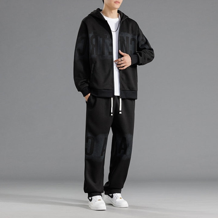Men's tracksuit with innovative design and practical pockets Lisslune