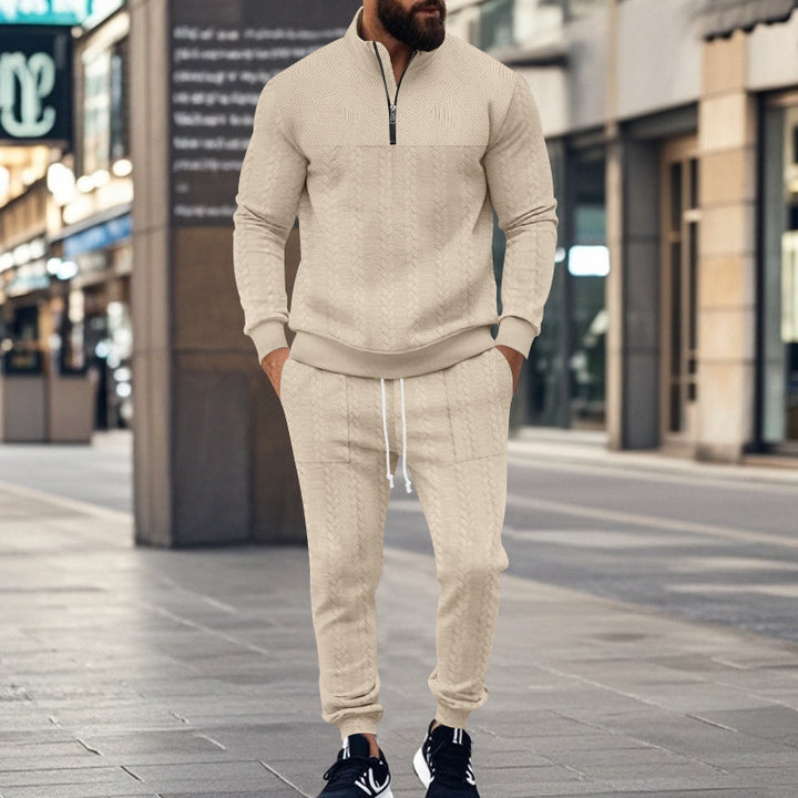 Men's sporty leisure set made of breathable material with textured design Lisslune