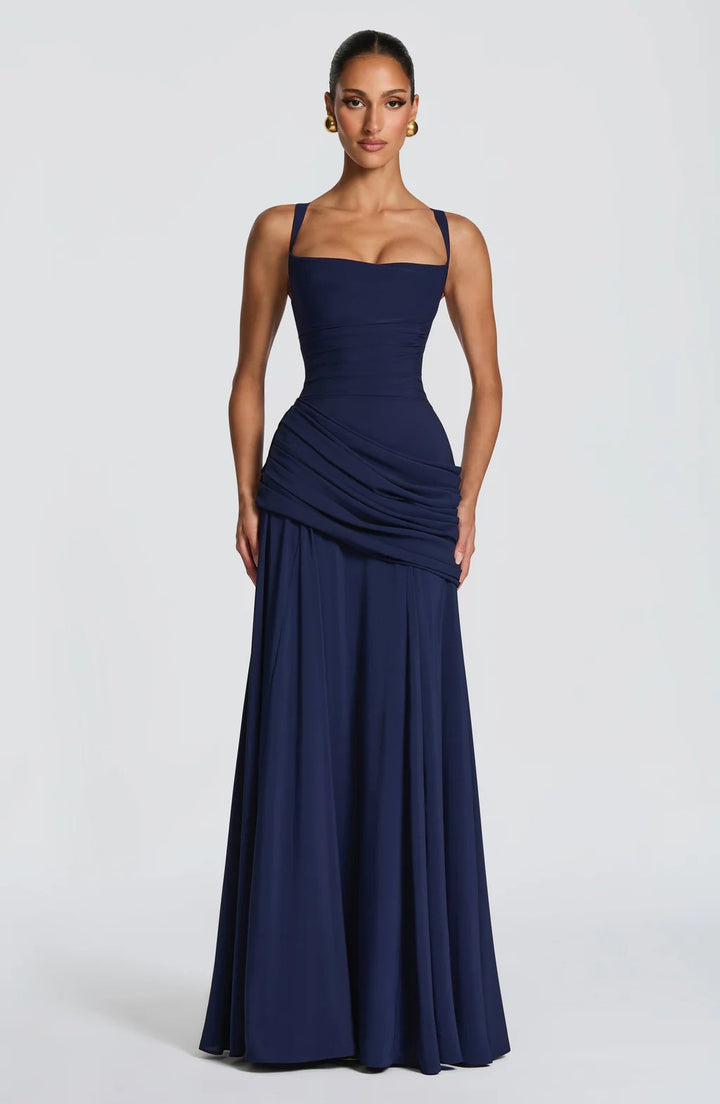Ladies Elegant Wedding Dress with Tailored Ruffles and Flowing Chiffon Skirt Lisslune