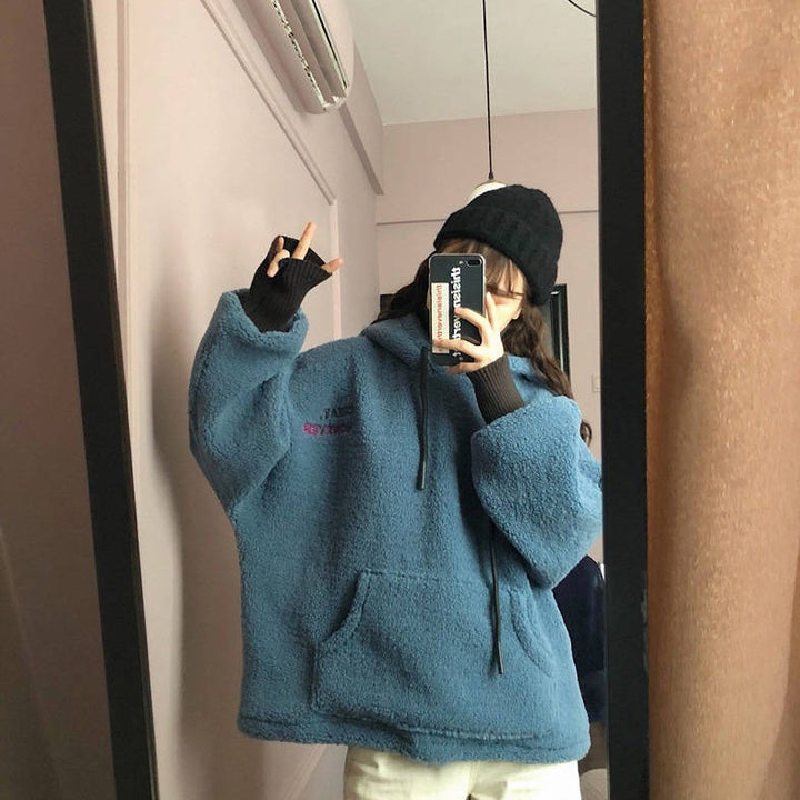 Women's cozy oversized hoodie with front kangaroo pocket and elastic cuffs Lisslune