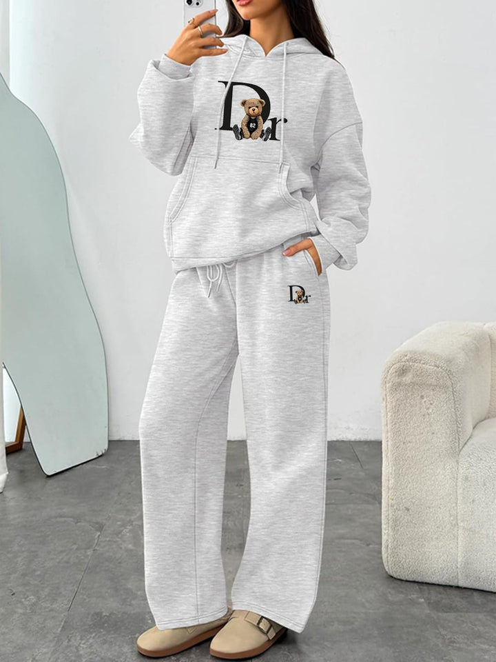Women's casual hoodie suit with a charming bear motif and comfortable fit Lisslune