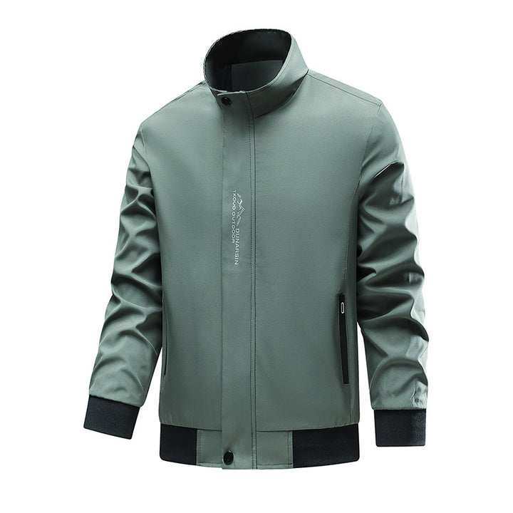 Men's lightweight outdoor jacket with windproof and waterproof material Lisslune