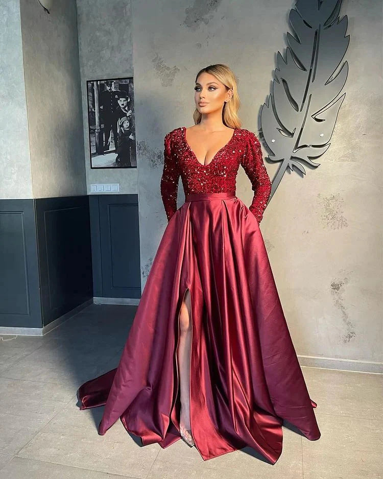 Women's Glamorous Evening Dress with Sparkling Sequins and High Slit Lisslune