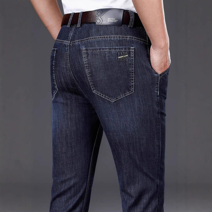 Men's casual Slim Fit jeans made of high-quality denim fabric Lisslune