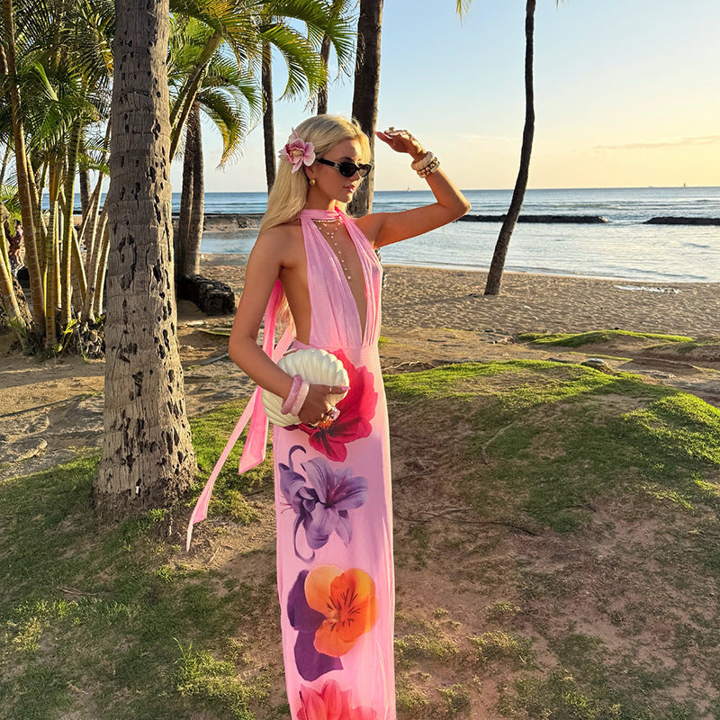 Ladies max dress with deep V-neckline and floral accents Lune London