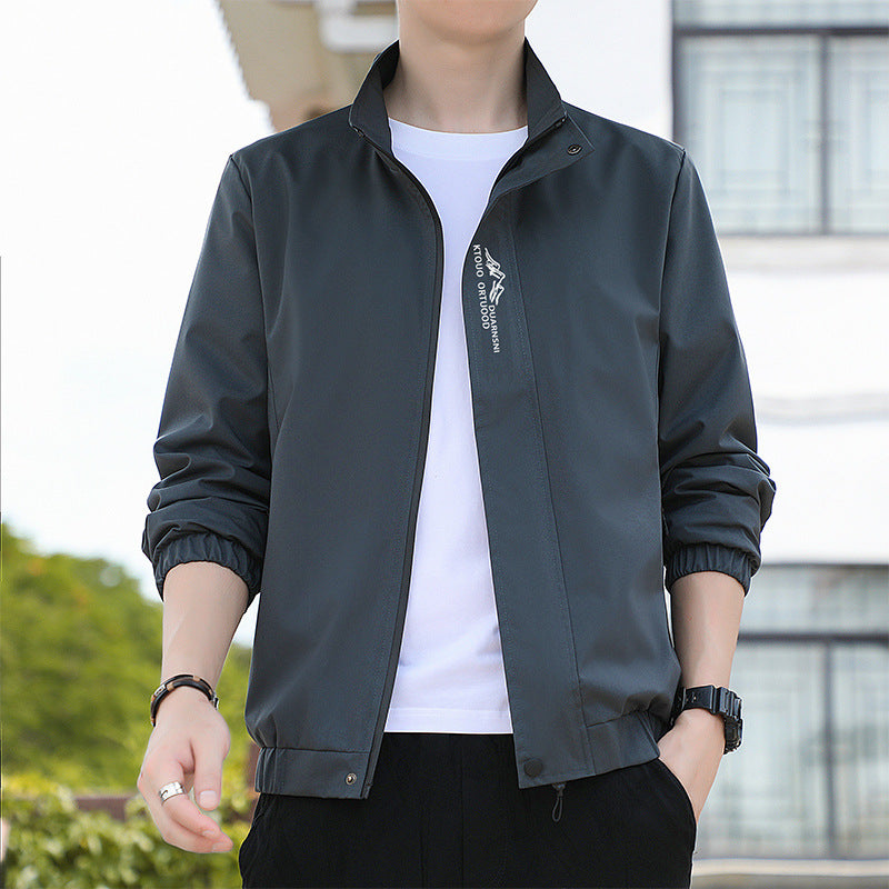 Men's lightweight transitional jacket with high collar and practical pockets Lisslune