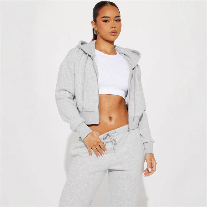 Women's athletic set consisting of hoodie and sweatpants Lisslune