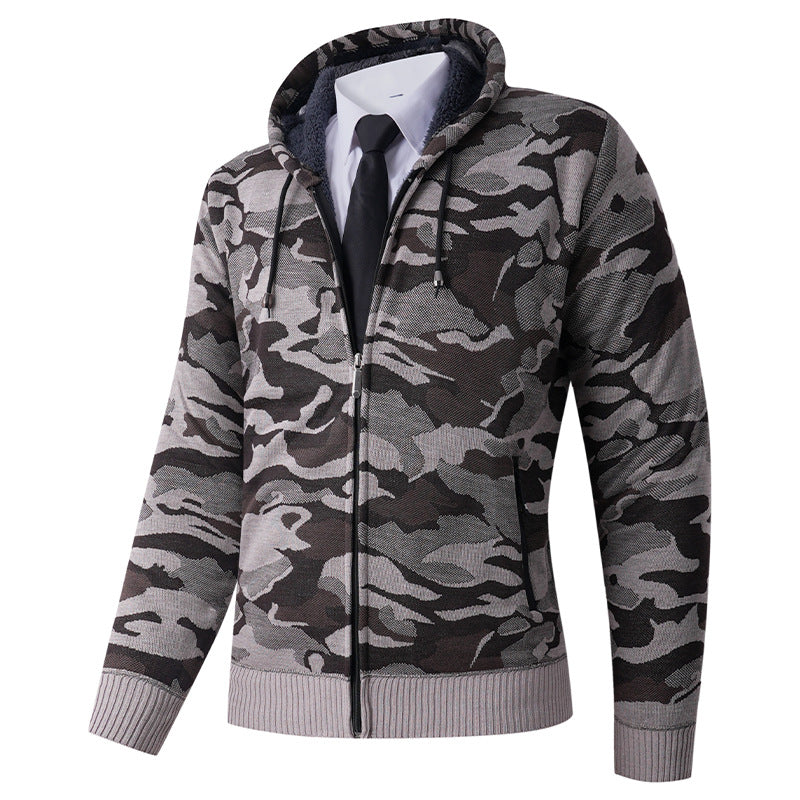Men's stylish hoodie with lined hood and bold camouflage pattern Lisslune