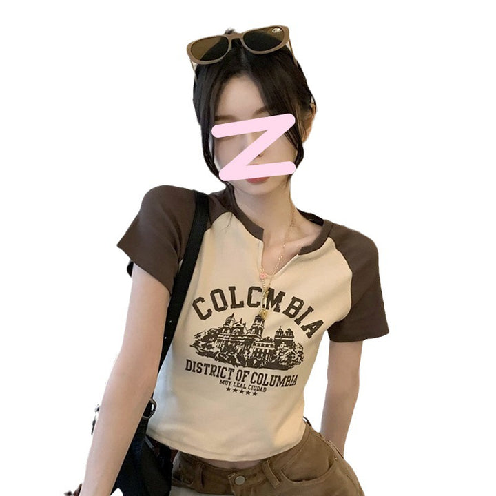 Women's cropped t-shirt with striking retro print and comfortable fit
