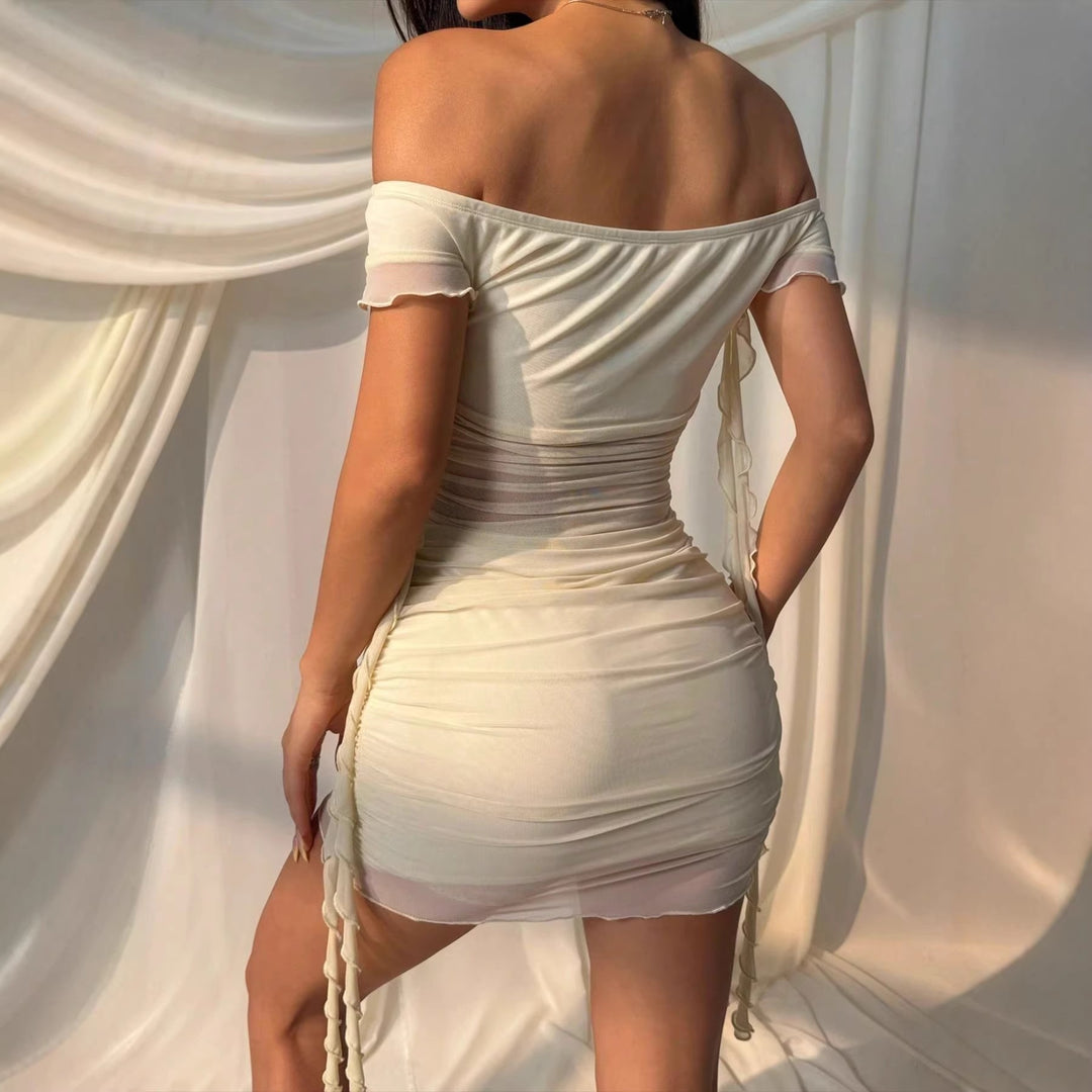 Damen Off-Shoulder Minikleid mit raffinierten Drapierungsdetails und verspielten Schnürungen Lisslune