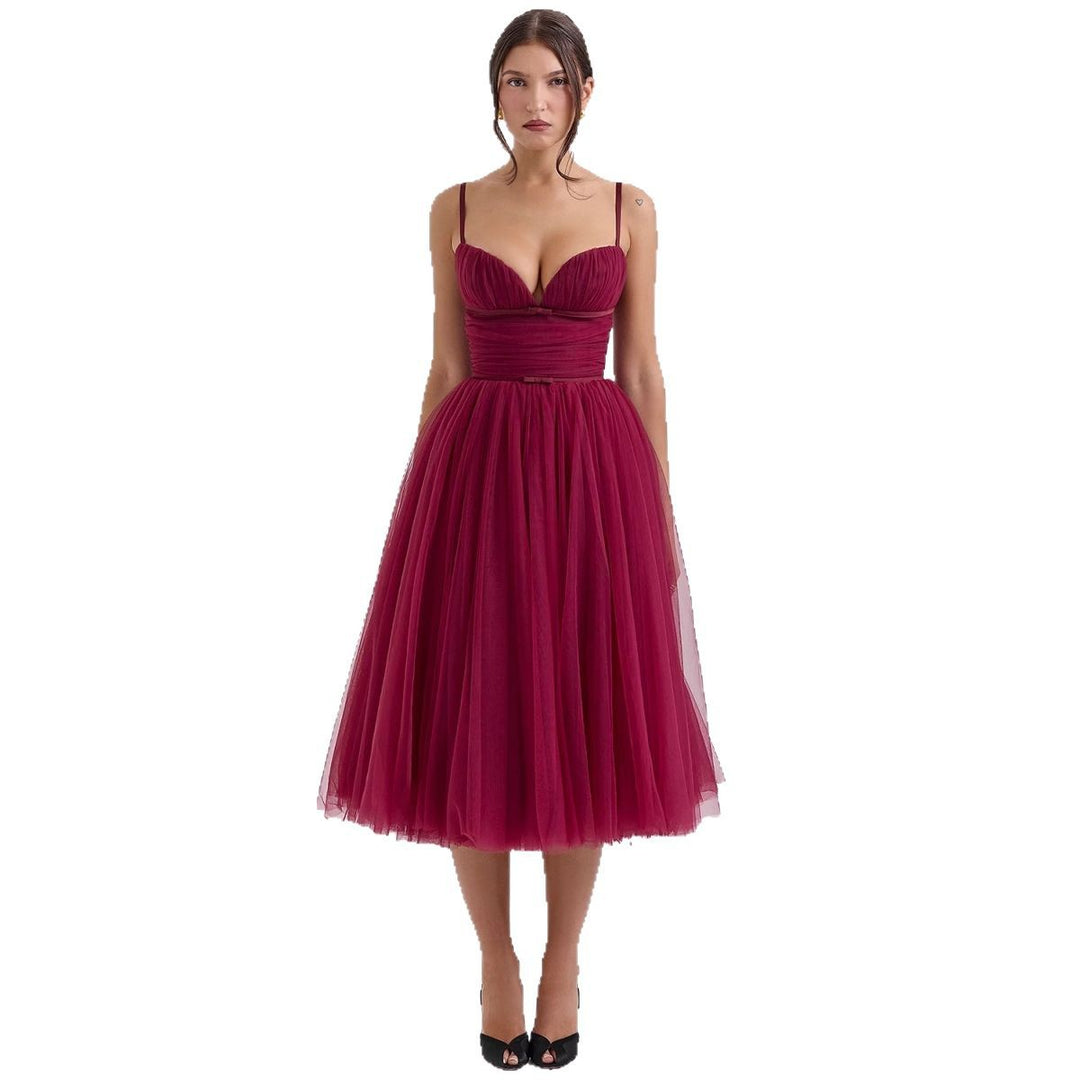 Ladies tulle dress with an elegant A-line silhouette and adjustable spaghetti straps Lisslune
