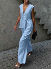 Women's airy jumpsuit with V-neckline and flowy cut Lisslune