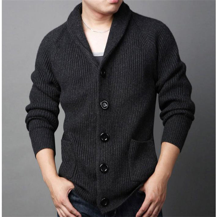 Men's chunky knit cardigan with shawl collar and practical pockets Lisslune