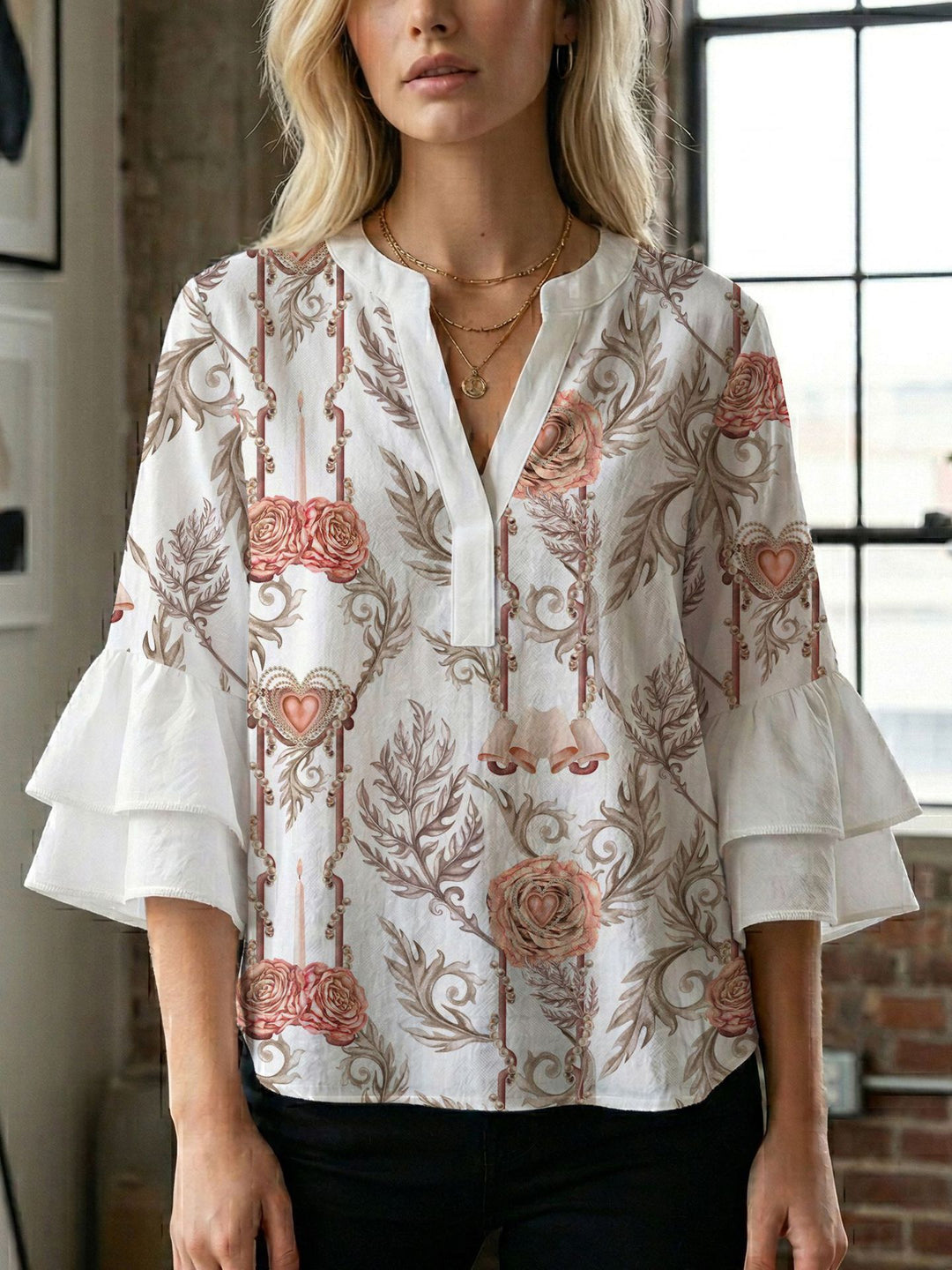 Ladies blouse with beautiful floral design Lisslune