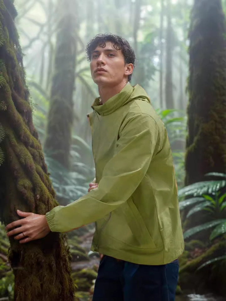 Men's weatherproof utility jacket with adjustable hood system Lisslune