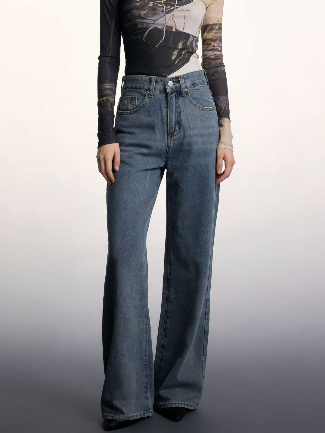 Damen Weite High-Waist Jeans mit besonderen Nahtdetails Lisslune