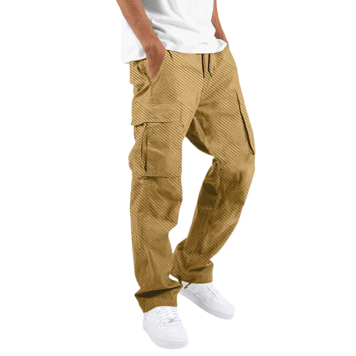 Men's fashionable cargo pants with ergonomic cut and practical side pockets Lisslune