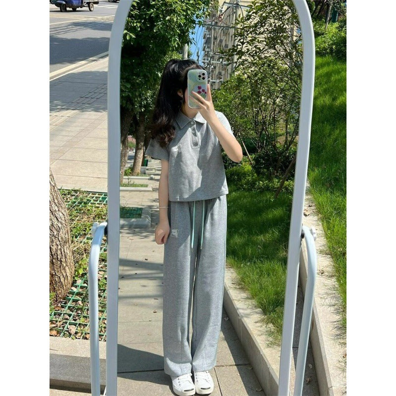 Women's sporty set with short top and joggers Lisslune