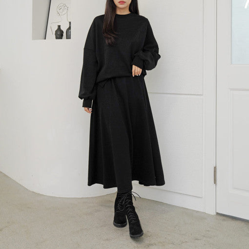 Women Casual Sweatshirt and Maxi Skirt Set with Practical Pockets and Elegant Cut Lisslune