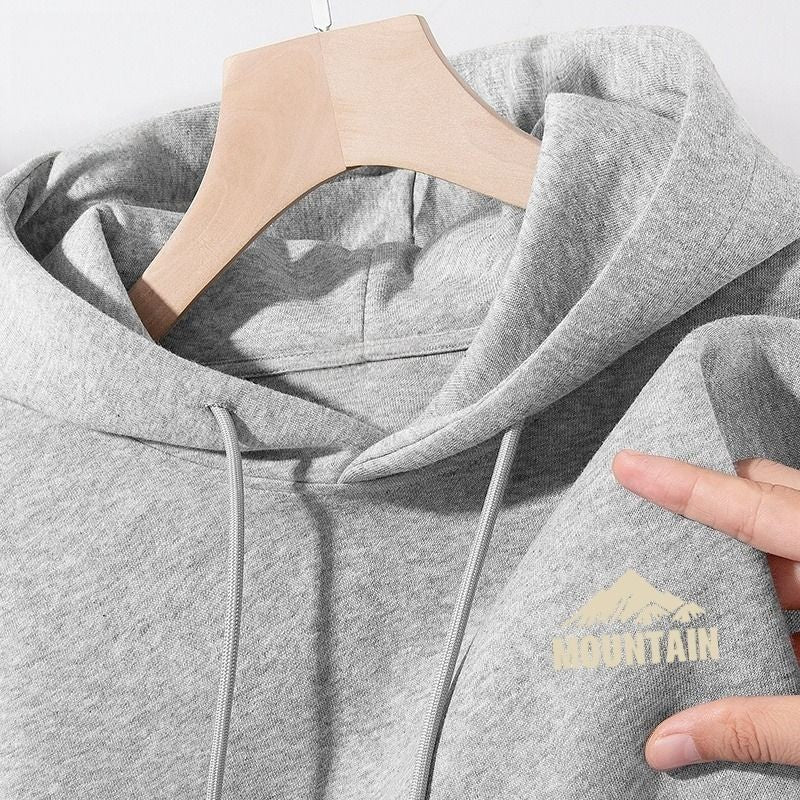 Women's hoodie with modern mountain motif and practical pockets Lisslune