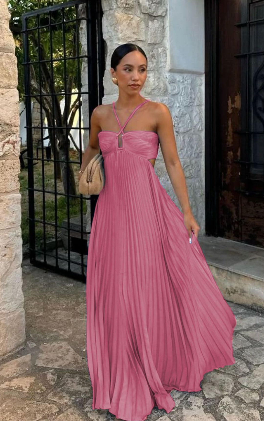 Women's pleated dress with off-the-shoulder design and refined strap details