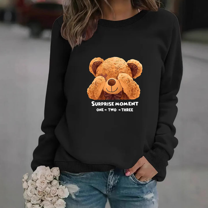 Women's sweatshirt with cute bear design and modern lettering Lisslune