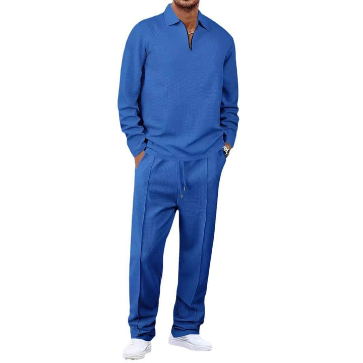 Men's sporty tracksuit with textured outer material and practical zip pockets Lisslune