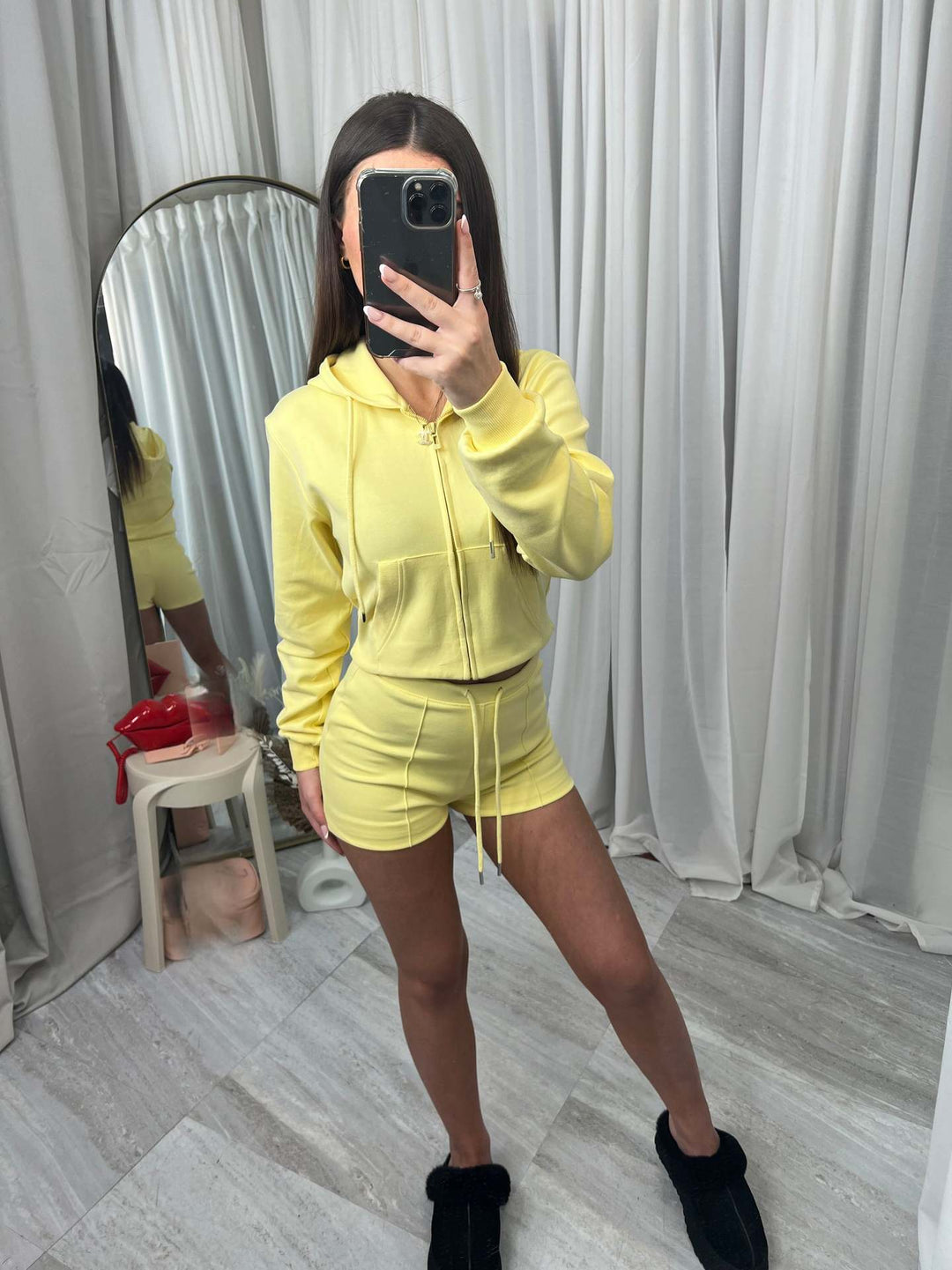 Women's sporty crop top and shorts set Lisslune