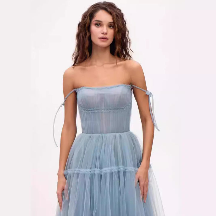 Ladies evening dress made of the finest tulle from Lisslune