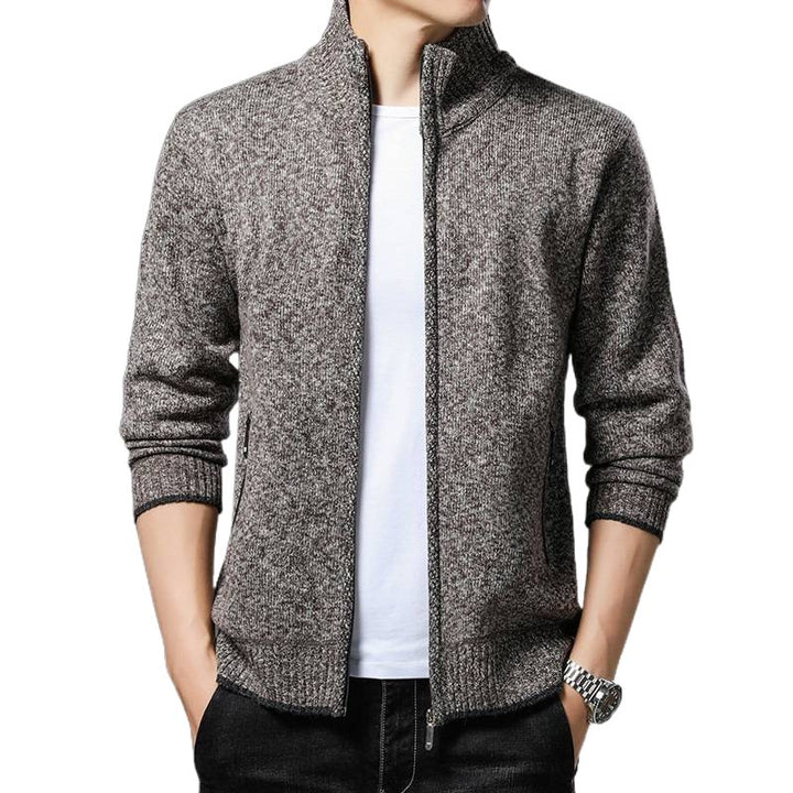 Men's fleece jacket with high collar and practical zip pockets Lisslune
